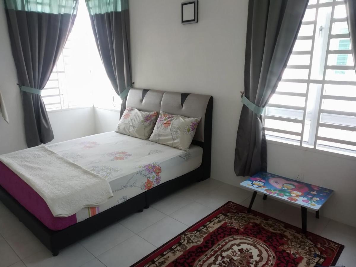 Fathullah'S Homestay アロースター エクステリア 写真
